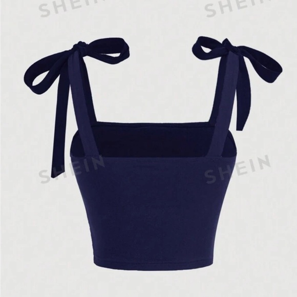 SHEIN women’s cropped tank top - Picture 2 of 4